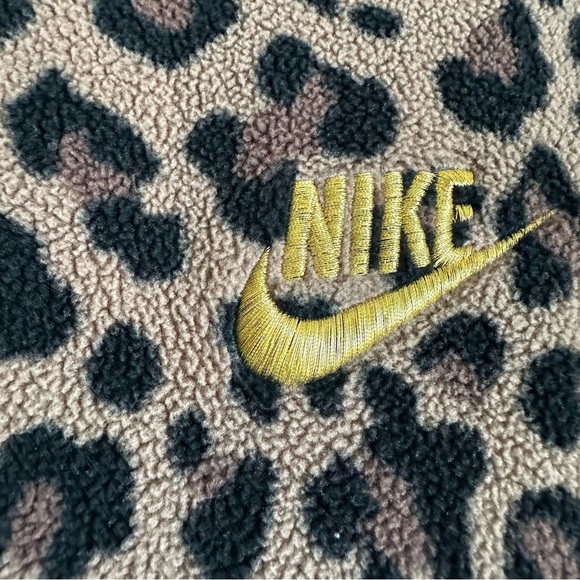 Nike leopard sweatshirt women’s - Picture 7 of 9
